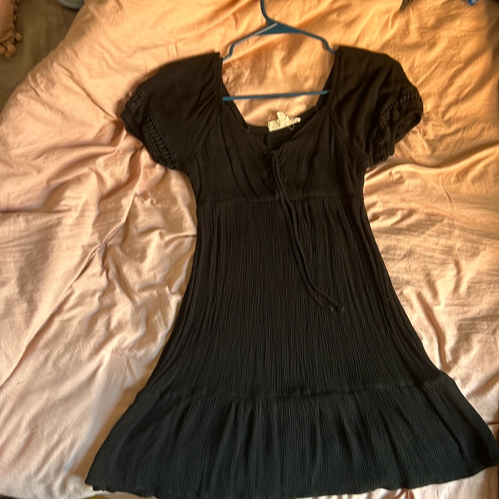 Flowy black dress!